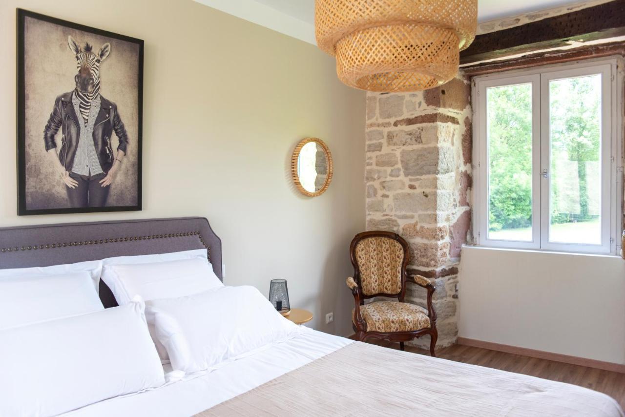 La Demeure Du Comte Bed & Breakfast Marcillac-Vallon Luaran gambar